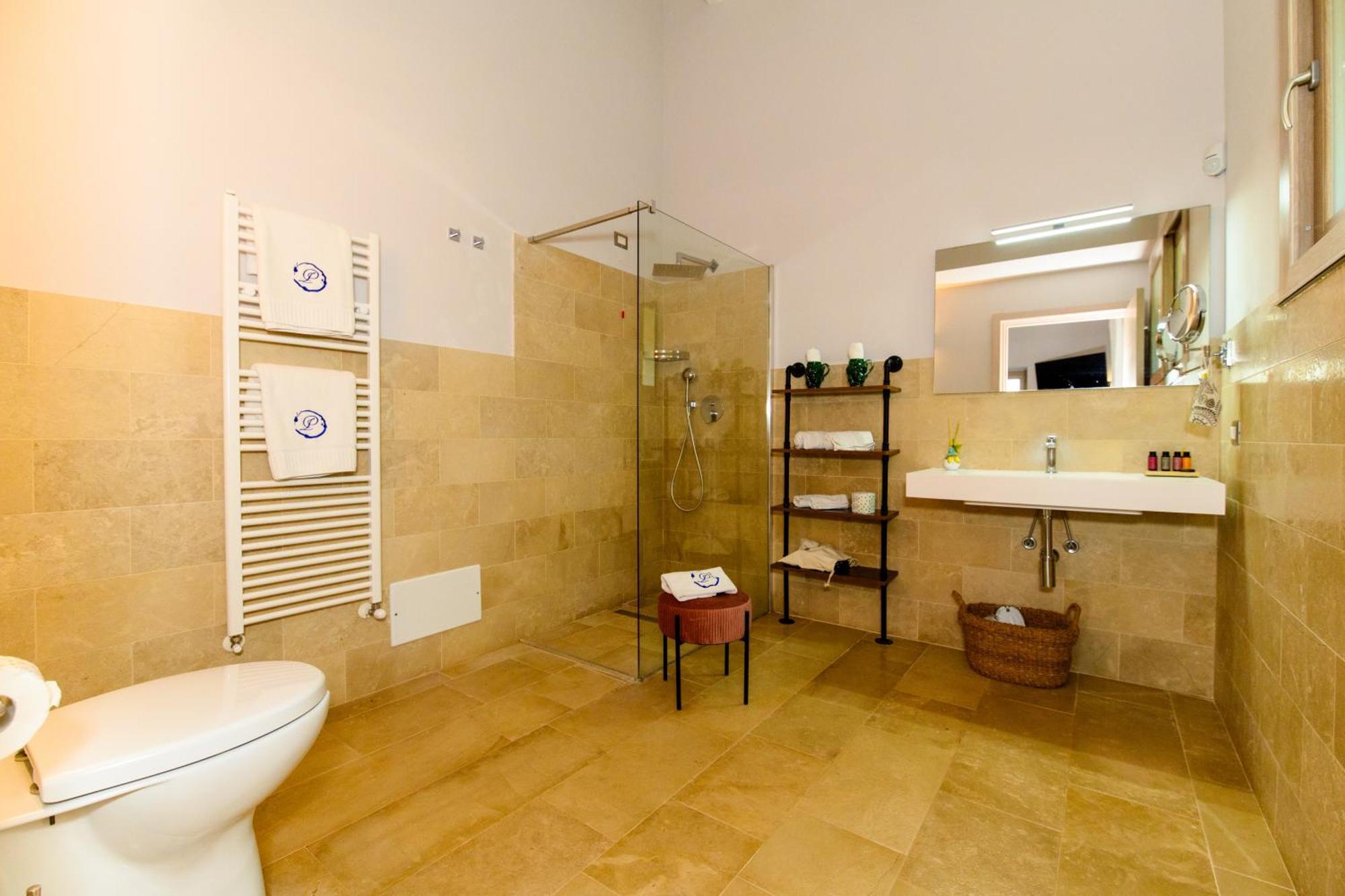 Poggio Leano Boutique Hotel 多纳卢卡他 外观 照片
