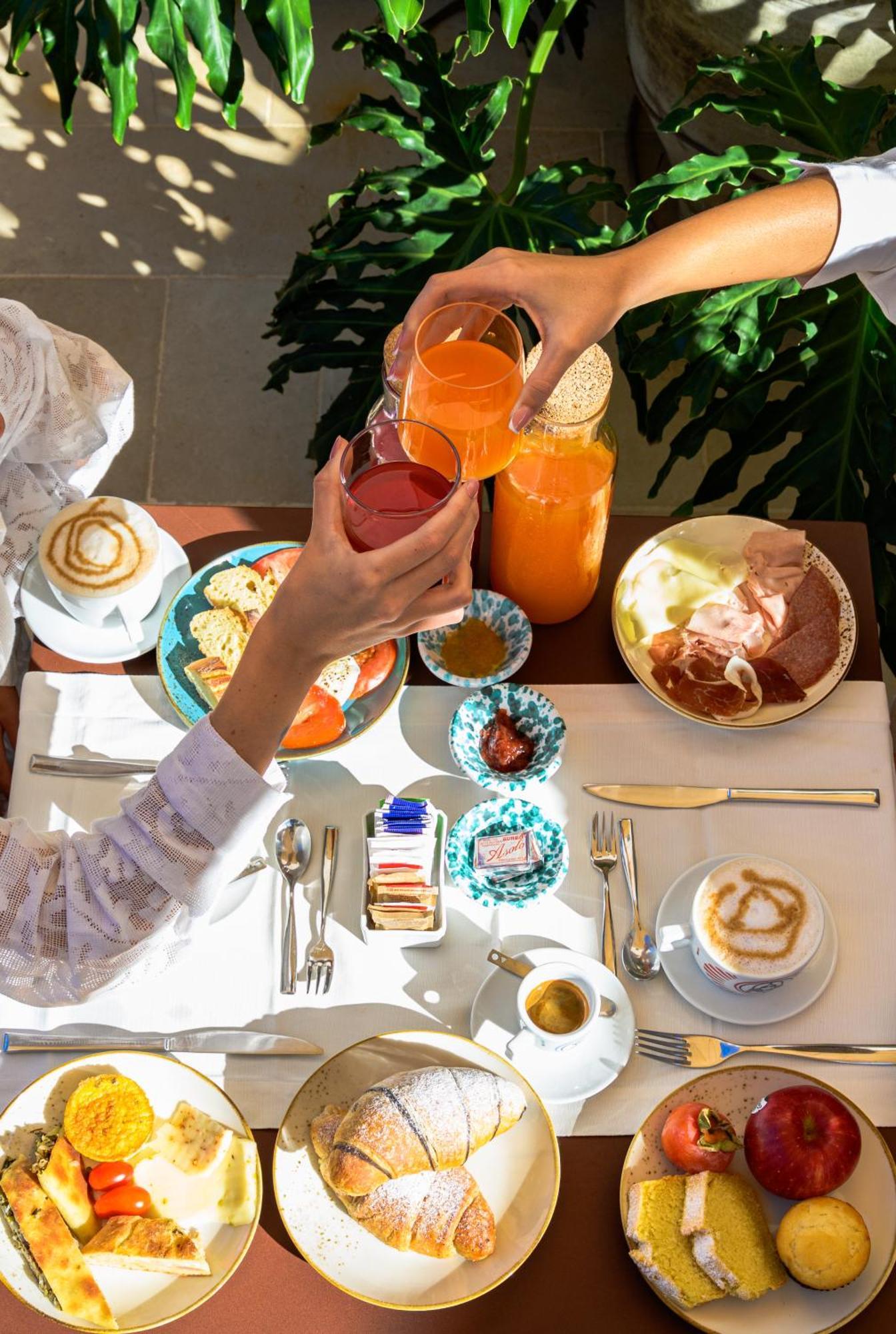 Poggio Leano Boutique Hotel 多纳卢卡他 外观 照片